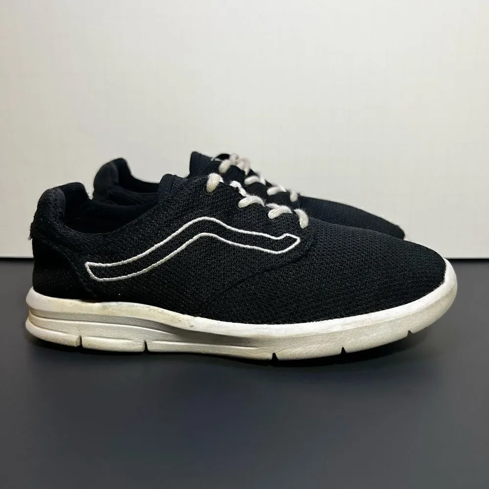 Youth VANS UltraCush Lite Black Low Top Shoes / Size 2.5